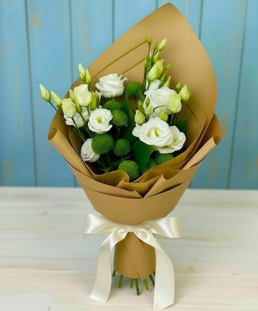 Букет цветов из: Хризантемы и Лизиантусы в Мартюше