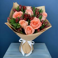 Букет цветов из:  Розы и Альстромерии в Мартюше