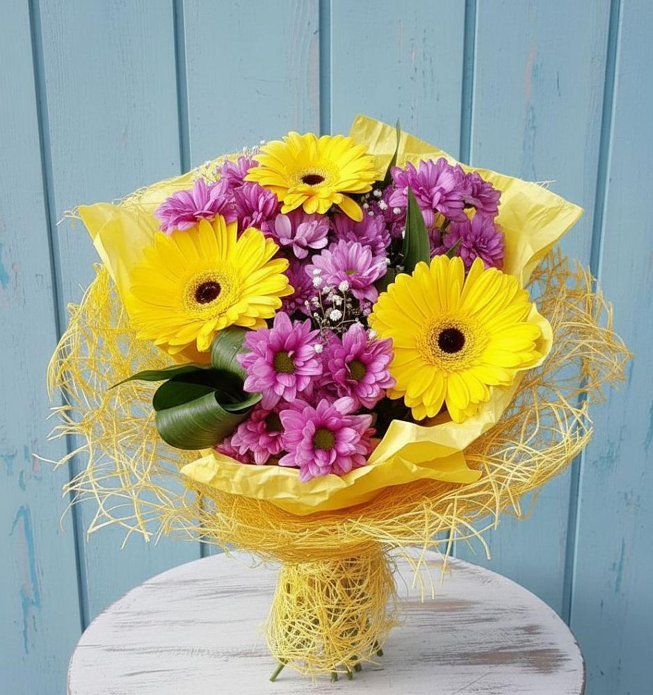 Букет цветов из: Хризантемы и Герберы в Мартюше