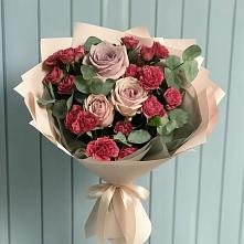 Букет цветов из:  Гвоздики и Розы #REPLACE_PRED# Мартюше
