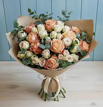 Букет цветов из:  Альстромерии и Розы в Мартюше