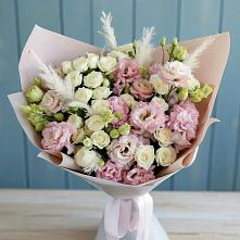 Букет цветов из:  Альстромерии и Розы в Мартюше