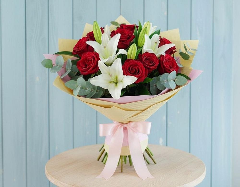 Букет цветов из: Лилии и Розы в Мартюше