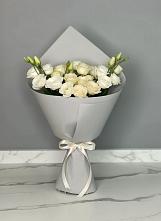 Букет цветов из:  Розы и Лизиантусы в Мартюше